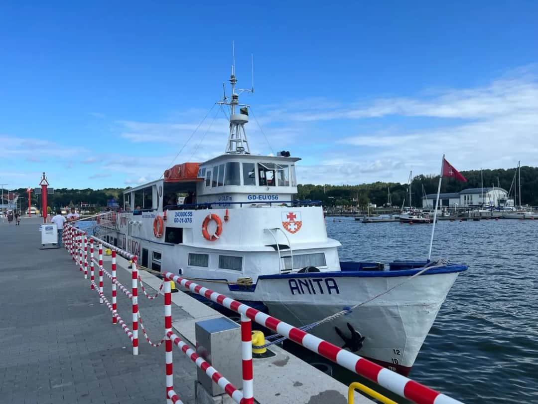 Jak dojechać z Elbląga do Krynicy Morskiej - najlepsze opcje transportu