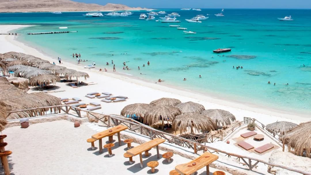 Hurghada – jakie morze otacza to rajskie miejsce na ziemi?