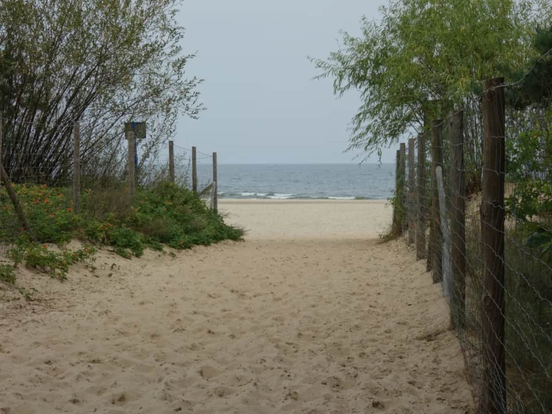 Czy Gdańsk ma dostęp do morza? Odkryj jego porty i plaże