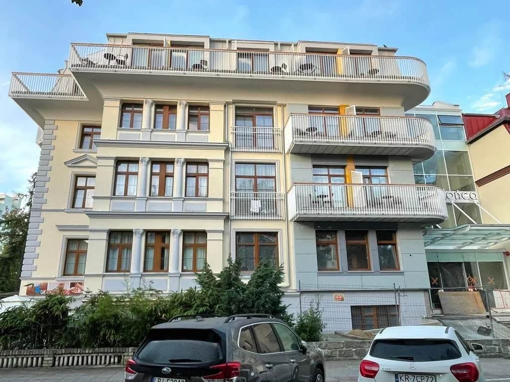 Najlepsze miejsca na sylwestra nad morzem – atrakcyjne oferty i noclegi