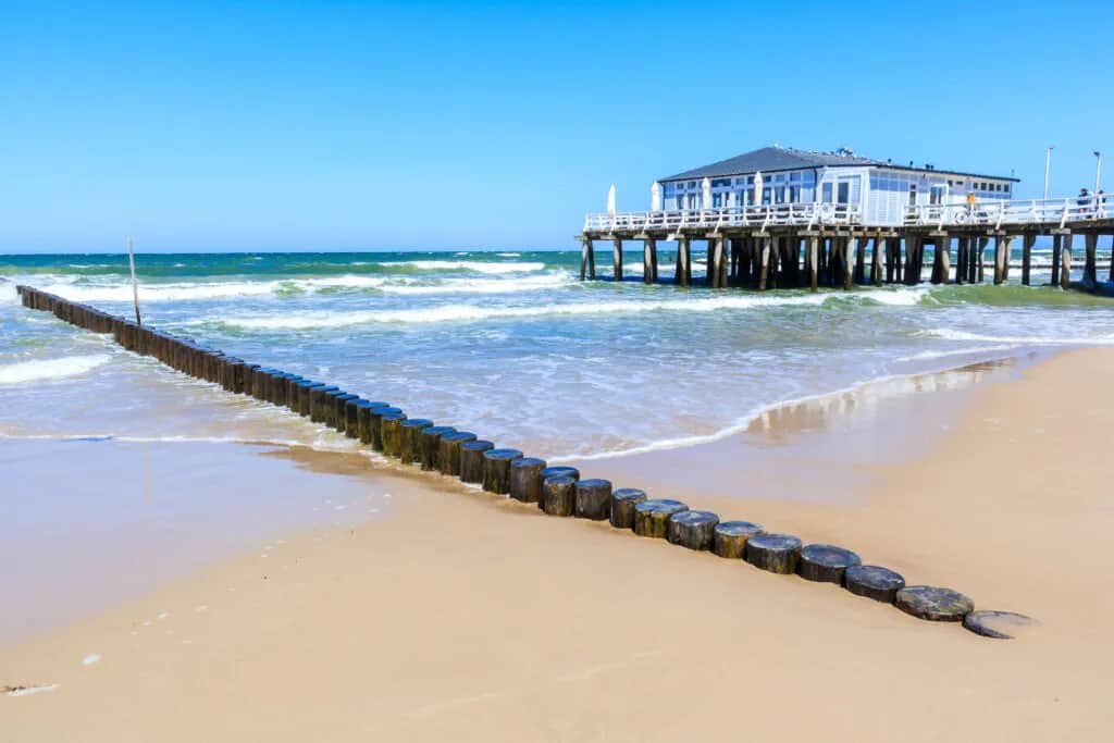 Co zobaczyć w Ustroniu Morskim - najlepsze atrakcje i miejsca do odwiedzenia